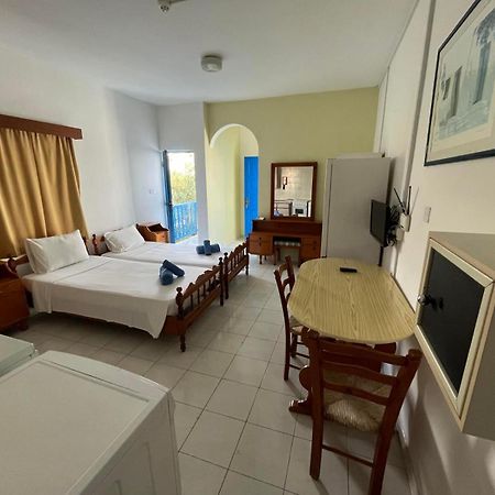 Island Budget Apartments Paphos Eksteriør billede